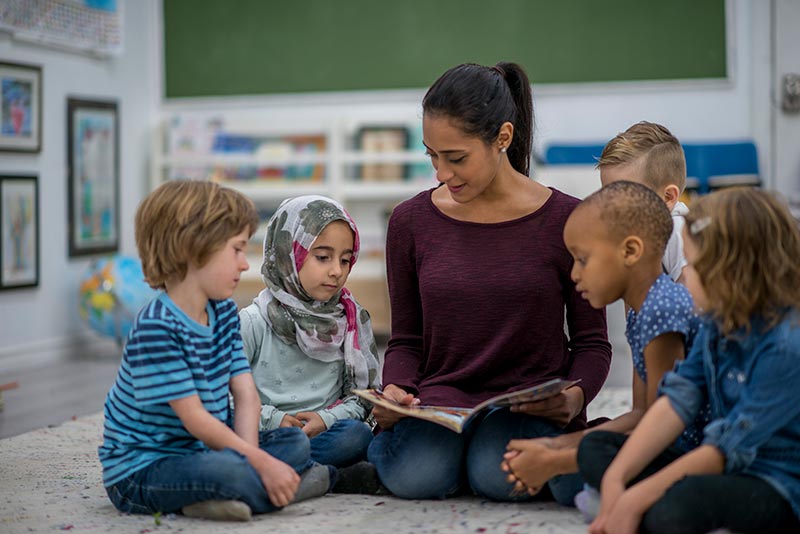 teacher adapting lessons for students